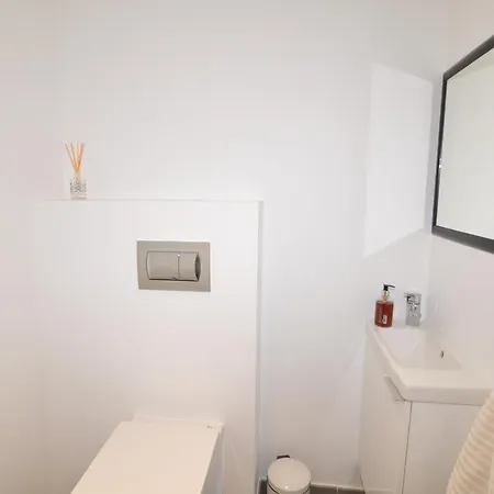 Fantastic Two-bedroom - Le Jardin Des Iles * Antibes