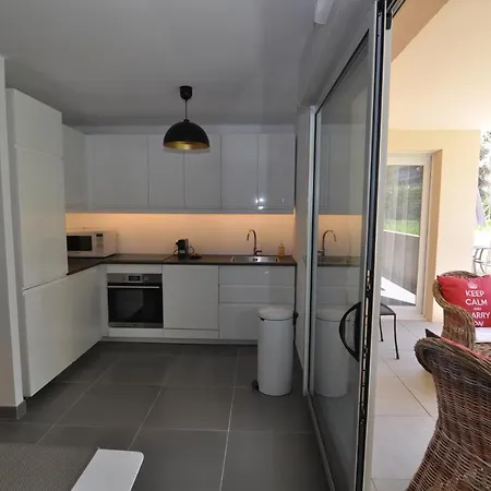 Apartment Fantastic Two-bedroom With Garden Near The *