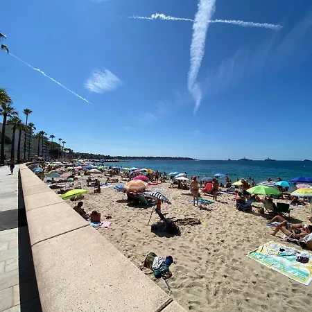 Apartment Fantastic Two-bedroom With Garden Near The *